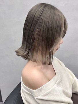 ファイブバイジエクト 堀江(FIVE by The Ect) ホワイトベージュ×ハイトーンカラー×切りっぱなしボブ☆ 1