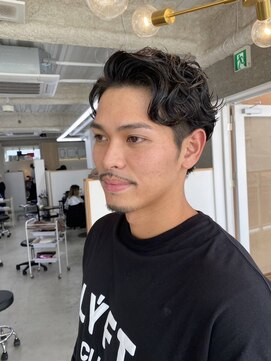 フラッグヘアー 博多駅前店(Flag HAIR) ツイストスパイラルスーツ短髪ツーブロック束感モテる黒髪