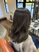 ロウスリー(Lowsly)&nbsp;2025トレンドカラー春カラーオリーブカラー　20代30代40代