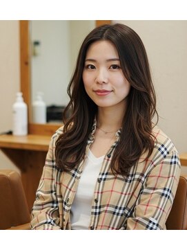 クロム(CHROM) センターパート20代30代40代髪質改善白髪染めトリートメント入間