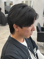 リオールバイニアウ(RE:ALL by Niau)&nbsp;メンズセンターパートウルフニュアンスパーマワンカールパーマ