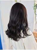 グレージュカラー 透明感カラー ウェーブヘア 20代 艶髪
