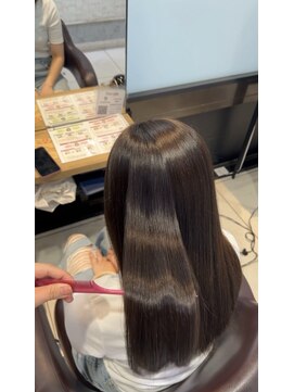 イコール バイ プロデュース 町田駅前店(equal by Produce) サラツヤ縮毛矯正×似合わせカット