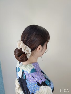 ウィット アンド ラファム Wit &La Famme 王道シニヨンアップ