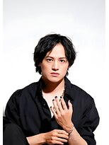 エムウィッシュ(M Wish)&nbsp;センターパート/メンズパーマ/ミディアム/黒髪/韓国風/韓国ヘア