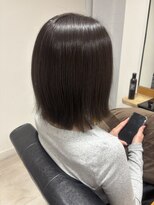 クラン 岡本(Chlan)&nbsp;オリーブベージュ　切りっぱなしボブ