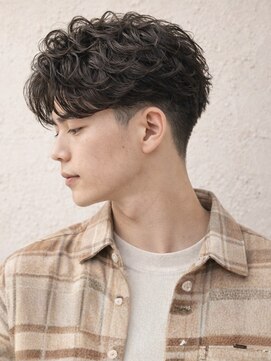 メンズ ルシードスタイル アウラ 松戸市五香(LUCIDO STYLE Aura) センターパートパーマソフトツイストパーマ大学生短髪パーマ