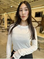7(nana)&nbsp;ロングヘアレイヤースタイル
