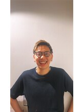 アース 日吉店(HAIR&MAKE EARTH) 濱田 憲史郎