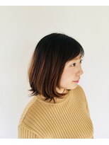 ヘアーラボ アンバー ミディアム ふわふわスタイル