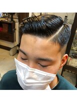 バーバー アカダマ&nbsp;the七三分けバーバースタイル