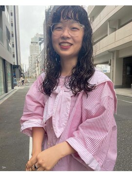 ポーズ(PAUSE) ロングパーマ