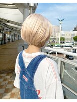 ルッツ(Lutz. hair design)&nbsp;ホワイトベージュ【千代田彩夏】