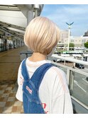 ホワイトベージュ【千代田彩夏】