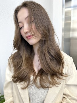 キラ 渋谷(KILLA) ハイライト/黒髪/ボブウルフ/ネイビージュ/小顔/ワンレン