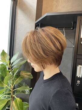 カジノ(CASINO) 大人可愛いハイトーンショート/20代/30代/40代/ハイトーンカラー