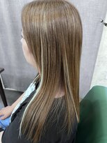 ビューティアンドスパ ガガ(GAGA)&nbsp;ウルフヘア＋細メッシュハイライト風エクステ