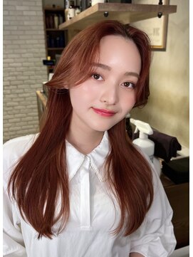 メゾンドムニ 恵比寿(Maison de MUNi) 韓国風かきあげバング小顔顔周りカット