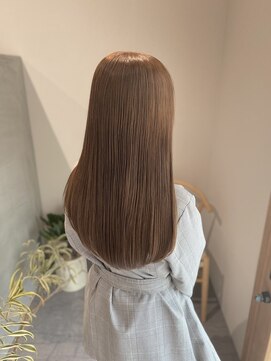 シスイ(sisui) ローレイヤーロング/透明感ベージュカラー