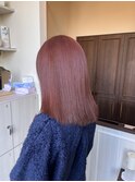 ピンクベージュ