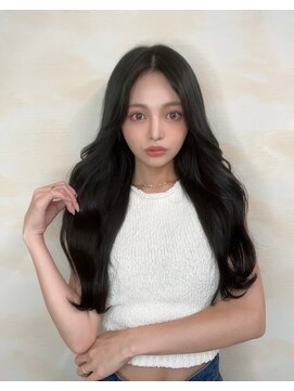 アンククロス 青山店(ANKH CROSS) 黒髪ダブルカラー×ヘルシースタイル【Mahon 本間寛人】