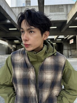 ノラ シブヤ(NORA) ”嶋津”センターパートフェザーパーマニュアンスパーマ