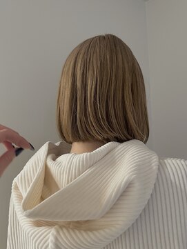 トナリ(tonari) ベージュカラー