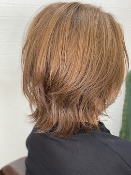 アトリエナガノ(atelier nagano) ニュアンスカラー/センターパート/ツヤ髪スタイル/ブルージュ