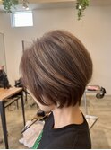 ショートボブ