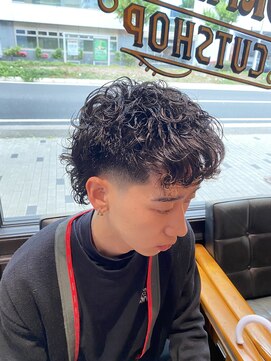 フォーコーナーズ(Four Corners) バーストフェード