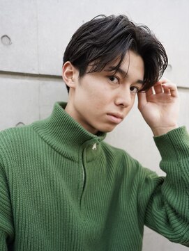 ニコ トウキョウ ロジック(nico TOKYO Logic) センターパートニュアンスパーマフェザーパーマ