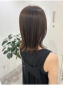 アッシュベージュカラー×外はねボブ