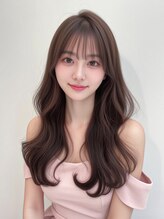 最新の韓国ヘア♪顔周りの繊細なカットで小顔を叶えるデザインを《韓国ヘア/縮毛矯正/梅田/茶屋町》
