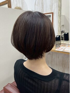 アンジェリカ(Angelica Total Beauty Lifestyle Design) ショートボブ