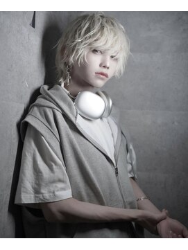 シン(syn) ハイトーン 中性ウルフ