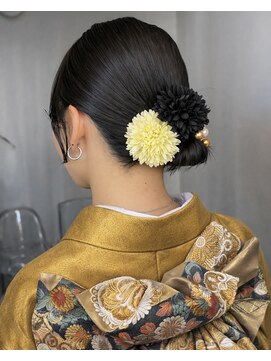 イリ(iLi) 【iLi×Ryong】卒業式ヘアセット&着付け