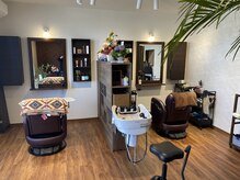 アルディート HAIR STUDIO Arditoの雰囲気（隣のお客様との距離がしっかり取られております。）