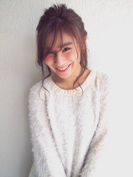 ノアーズアーク(NOAH'S ARK) ♪ローポニーテールアレンジ♪【NOA/八王子】