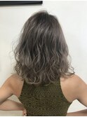 透けグレージュ