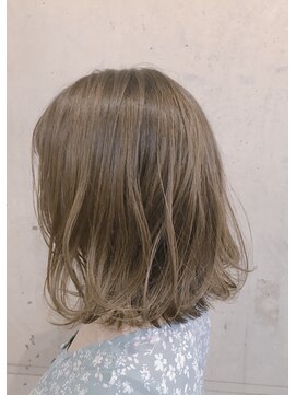 アンドヘアー 西葛西(&-HAIR) 柔らかハイライトショート