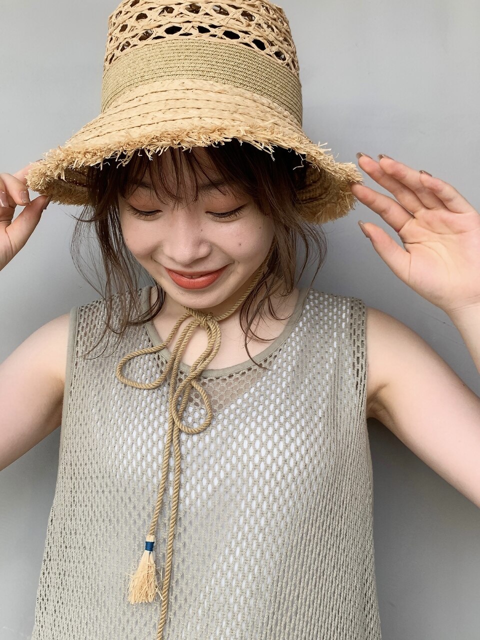 夏にぴったり！フレンチガーリーシニヨン×麦わら帽子＊：L128310925