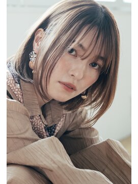 ダブル(W) 極上の触り心地へ　髪質改善トリートメント　ミディアムヘア