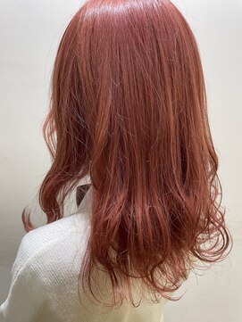 美容室 アイディー i-dee 愛されレッドピンク