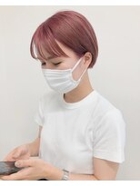 ガーランドウメダ(Garland umeda)&nbsp;《輪玉尚也》 ミニボブ　ブリーチ　ピンク　耳掛け