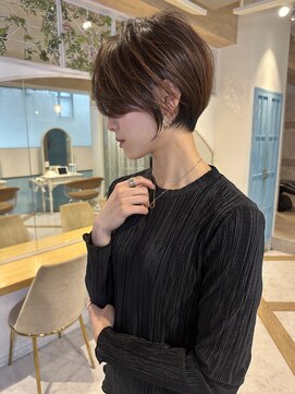 ロンド ストラーダ 心斎橋(Lond strada) ショート×ハイライト白髪ぼかし×シルキーベージュ[心斎橋]