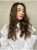 前髪なし大人ガーリーロング暗髪チョコレートゆるカールモード