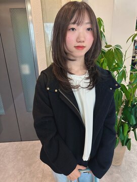 アリスバイアフロート 自由が丘(ALICe by AFLOAT) 大人グレーベージュレイヤーロング顔まわりウルフ