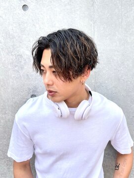 アソビ 表参道(ASOBI) ツイストスパイラルパーマ センターパート