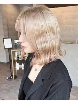 レム 長野青木島店(REM) milk tea blonde