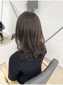 くびれミディアム×オリーブグレージュ